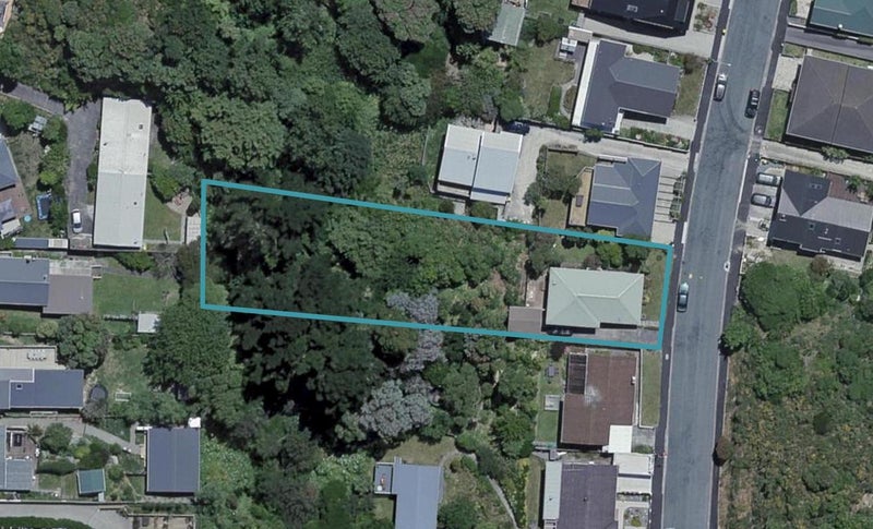 36 Witham Street, Island Bay, Wellington - Carousel 1