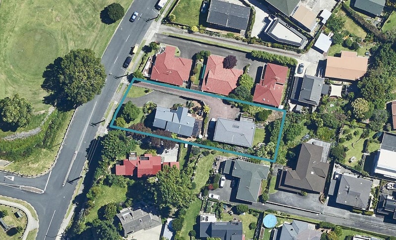130 Vale Street, Otumoetai, Tauranga - Carousel 1