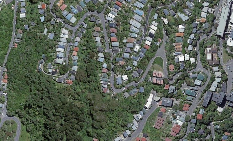124 Kelburn Parade, Kelburn, Wellington - Carousel 1