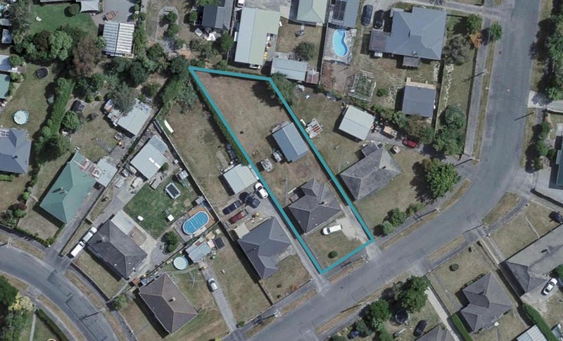27 Churchill Avenue, Lansdowne, Masterton - Carousel 1