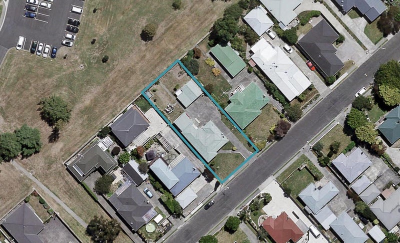 11 Menin Road, Onekawa, Napier - Carousel 1