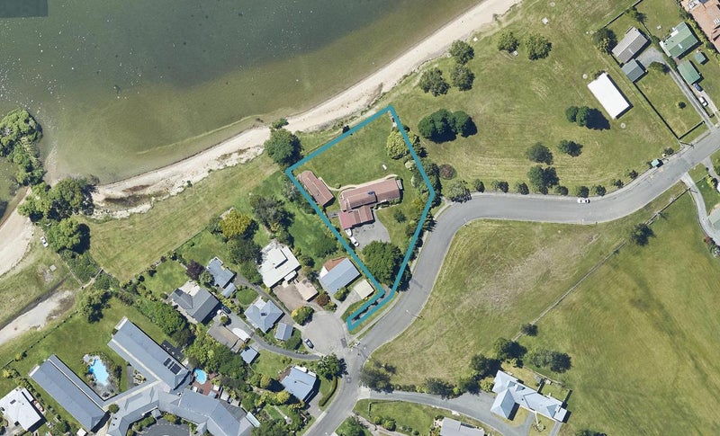 6 Cooper Avenue, Holdens Bay, Rotorua - Carousel 1