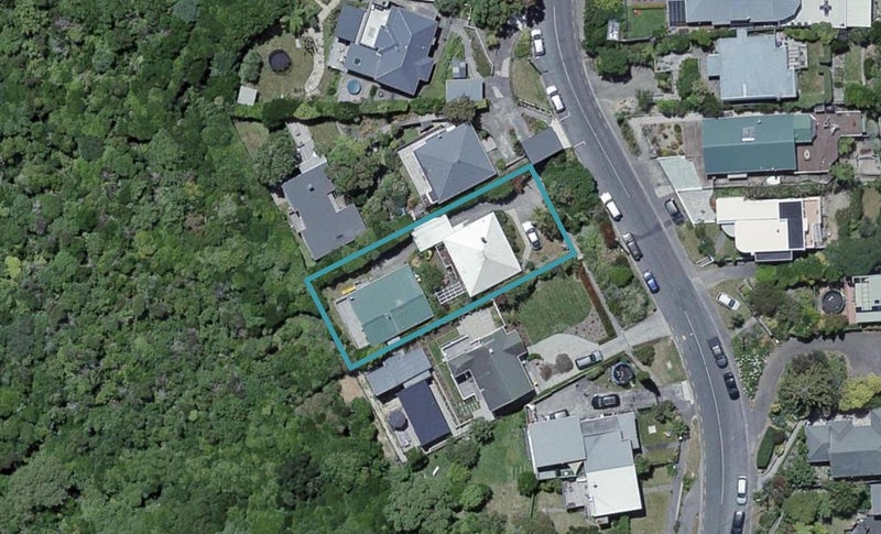 139A Nevay Road, Karaka Bays, Wellington - Carousel 1