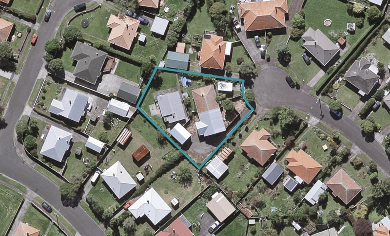 9 Raleigh Street, Vogeltown, New Plymouth - Carousel 1