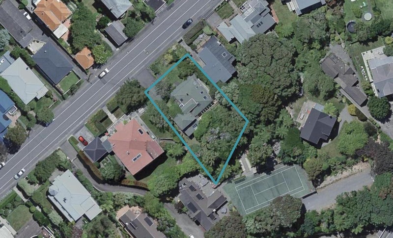 15 Simla Crescent, Khandallah, Wellington - Carousel 1