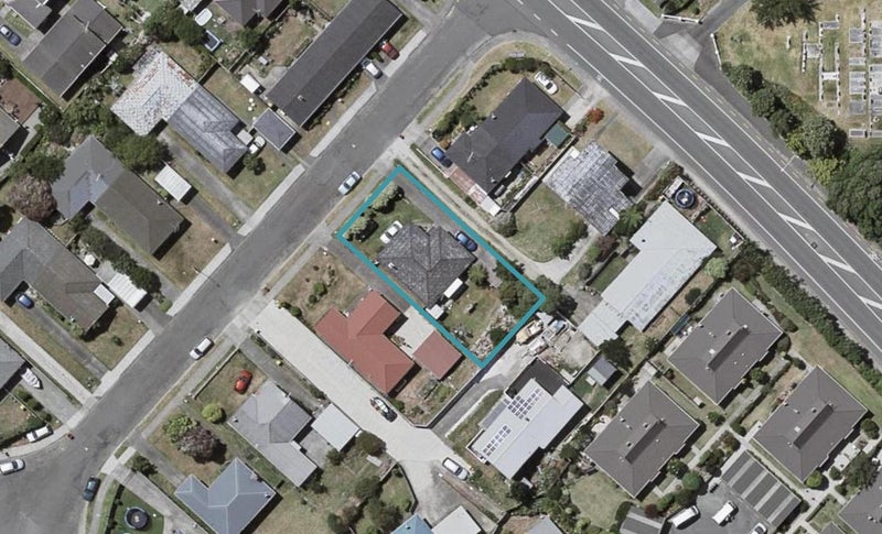 4 Anthony Grove, Paraparaumu Beach, Paraparaumu - Carousel 1