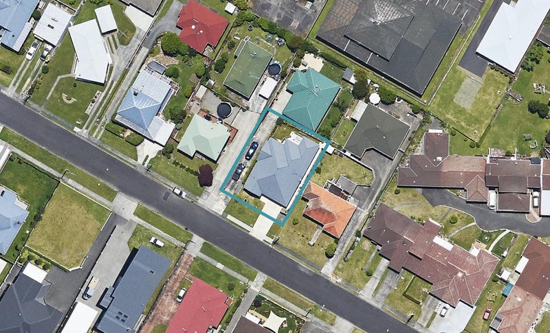 9 Stewart Street, Te Puke, Te Puke - Carousel 1
