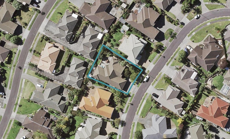 12 Limerick Place, Dannemora, Auckland - Carousel 1