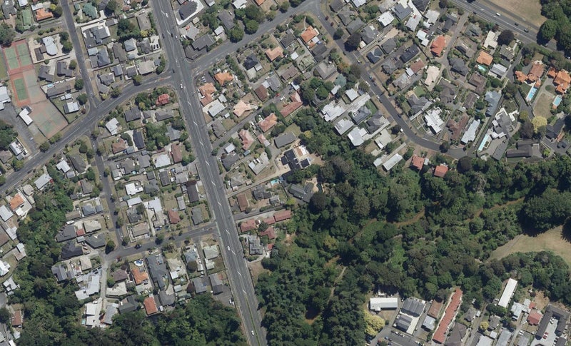 384 Ulster Street, Beerescourt, Hamilton - Carousel 1