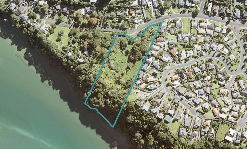 33 Ferry Road, Wade Heads, Whangaparāoa - Carousel 1
