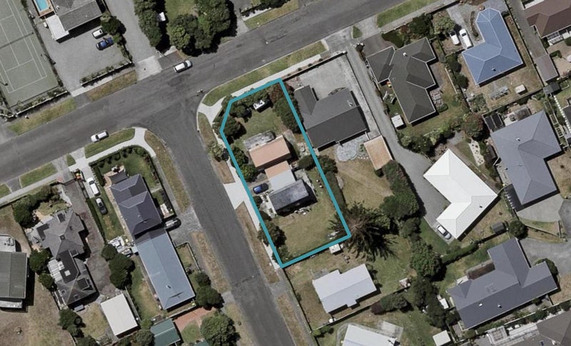 1B Reeves Street, Waikanae Beach, Waikanae - Carousel 1