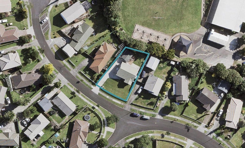 15 Randwick Place, Randwick Park, Auckland - Carousel 1