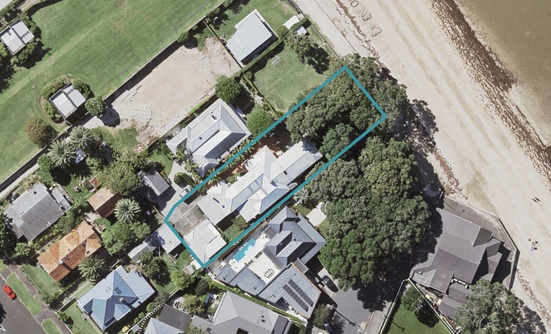 6 Oxford Terrace, Devonport, Auckland - Carousel 1