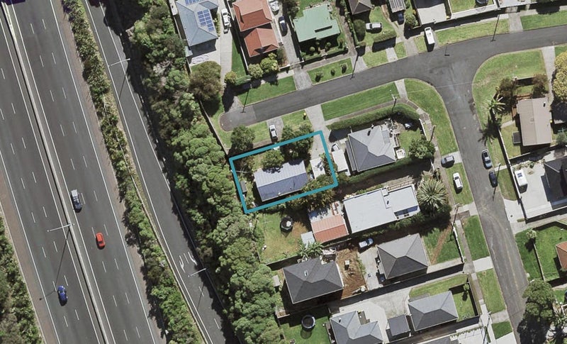 2 Kingfisher Place, Favona, Auckland - Carousel 1