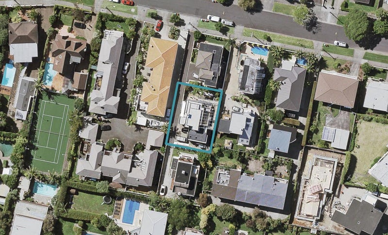 37A Ronaki Road, Mission Bay, Auckland - Carousel 1