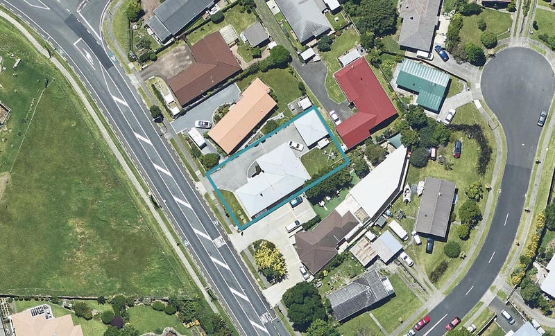 297 Welcome Bay Road, Welcome Bay, Tauranga - Carousel 1