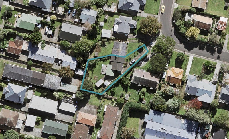 24 Shorwell Street, Sandringham, Auckland - Carousel 1