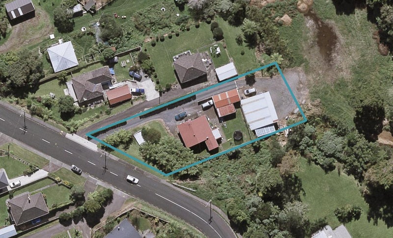87 Seaview Road, Westown, New Plymouth - Carousel 1