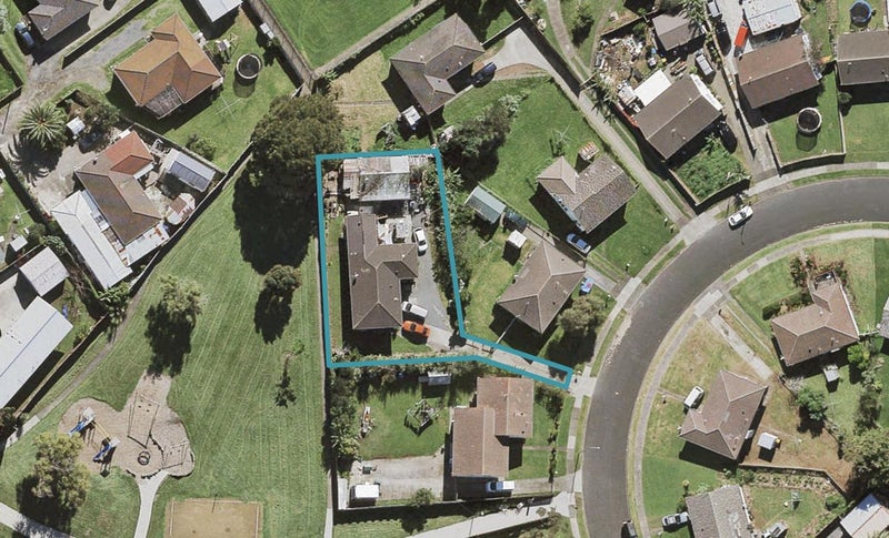 56 Heyford Close, Mangere, Auckland - Carousel 1