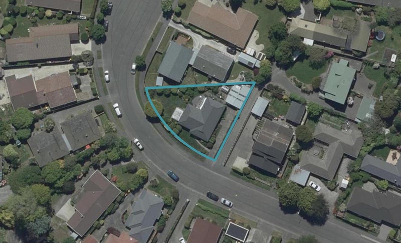 16 Wyatt Place, Russley, Christchurch - Carousel 1