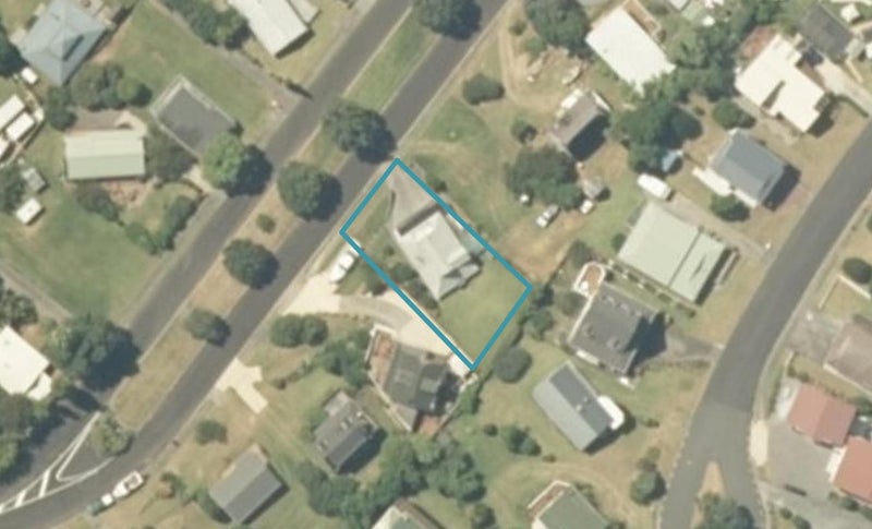 108 Onemana Drive, Onemana, Whangamatā - Carousel 1