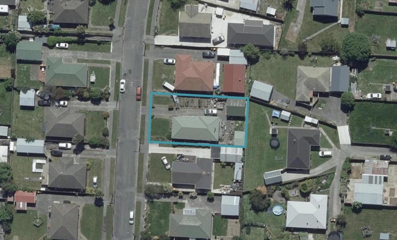 24 Fenchurch Street, Northcote, Christchurch - Carousel 1