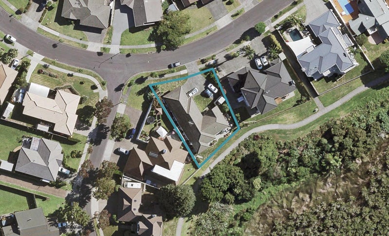 88 Glenross Drive, Wattle Downs, Auckland - Carousel 1