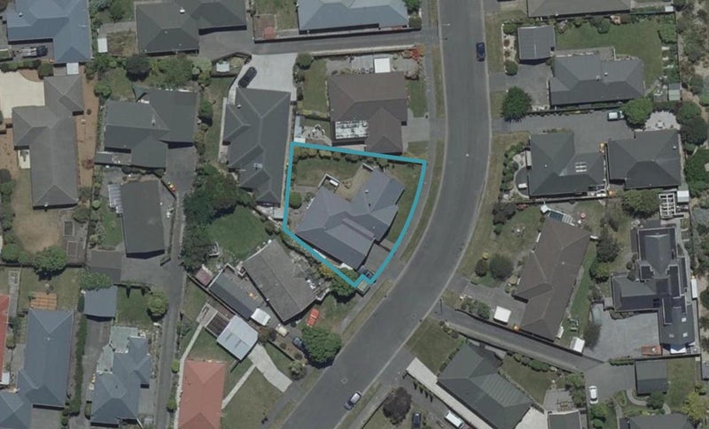 5 Giles Place, Shirley, Christchurch - Carousel 1