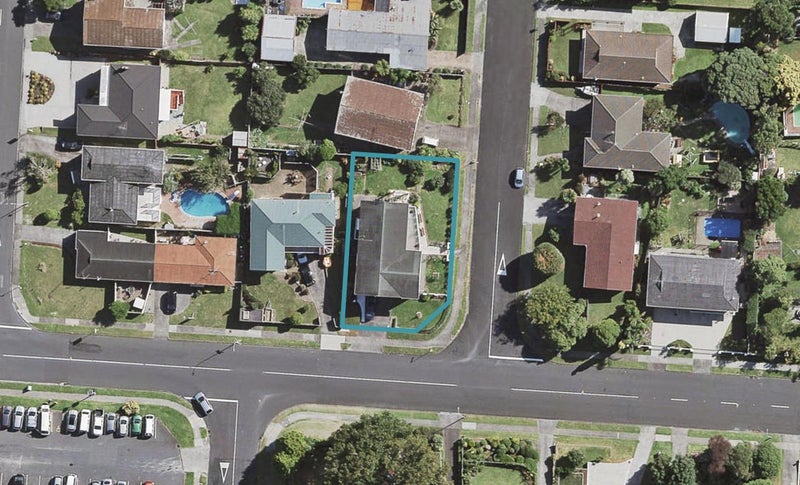 76 Grande Vue Road, Hillpark, Auckland - Carousel 1