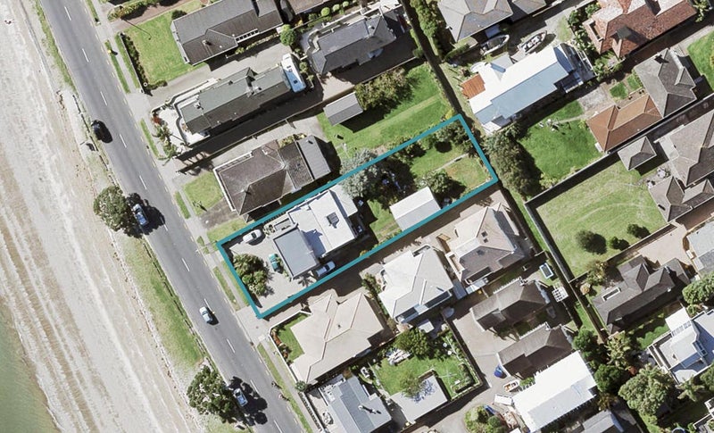 16 The Parade, Bucklands Beach, Auckland - Carousel 1