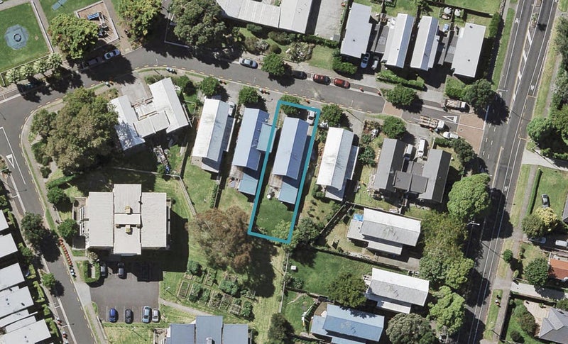 31 Salima Talagi Street, Point England, Auckland - Carousel 1