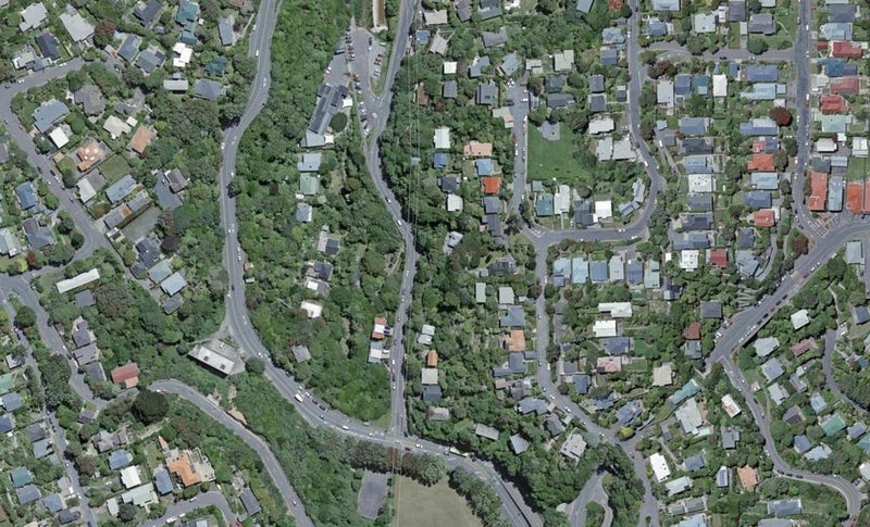 22 Curtis Street, Northland, Wellington - Carousel 1