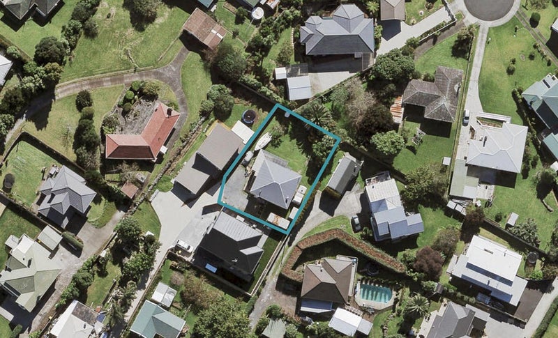 14A Boyd Avenue, Mangere Bridge, Auckland - Carousel 1