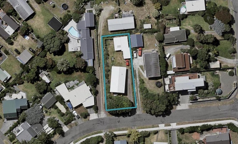 9 Jane Street, Waikanae Beach, Waikanae - Carousel 1