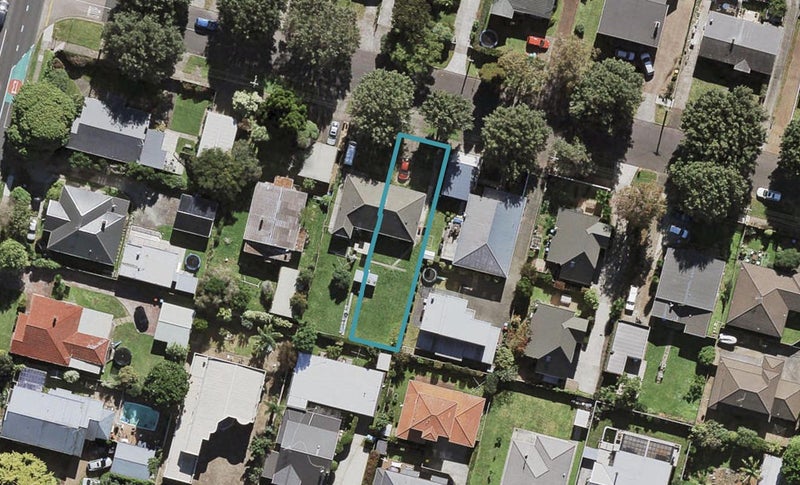 20 Oak Street, Royal Oak, Auckland - Carousel 1