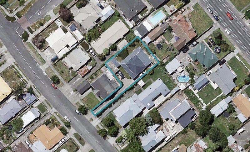 811A Eaton Road, Saint Leonards, Hastings - Carousel 1