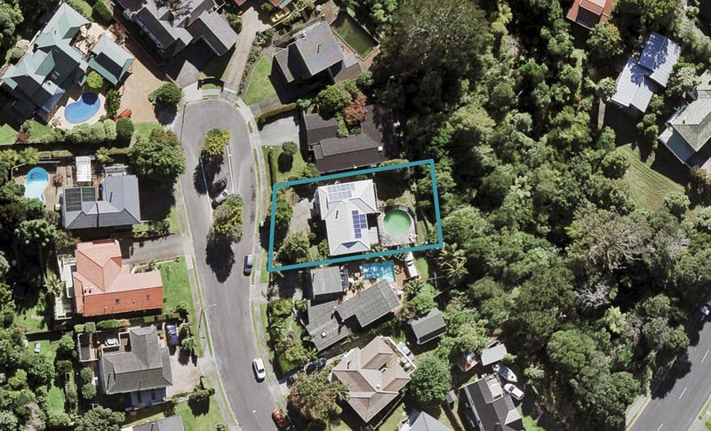 7 Wanganella Place, Lynfield, Auckland - Carousel 1