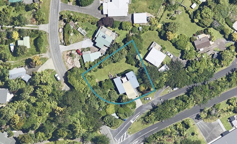 2 Alexander Road, Lake Tarawera, Rotorua - Carousel 1