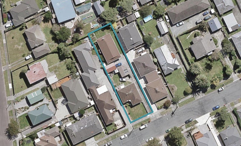 1/22 Wilford Street, Wallaceville, Upper Hutt - Carousel 1
