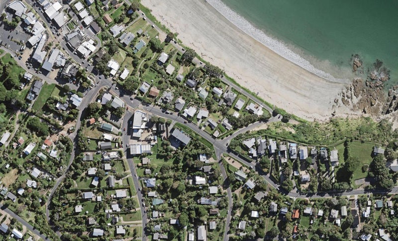 171 Ocean View Road, Oneroa, Waiheke Island - Carousel 1