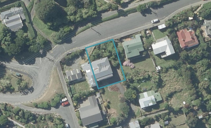 4 Totara Street, Ravensbourne, Dunedin - Carousel 1
