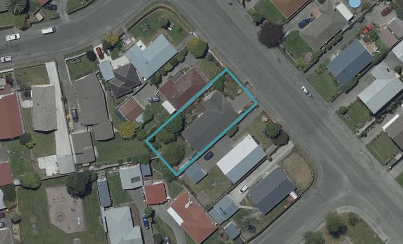 35 Skerten Avenue, Hornby, Christchurch - Carousel 1