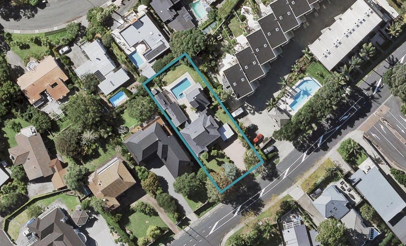 13 Killarney Street, Takapuna, Auckland - Carousel 1
