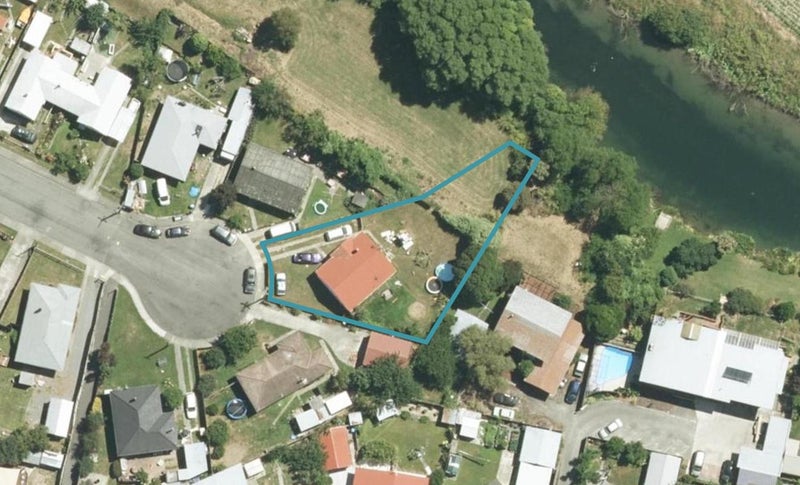 2 Henderson Street, Riversdale, Blenheim - Carousel 1