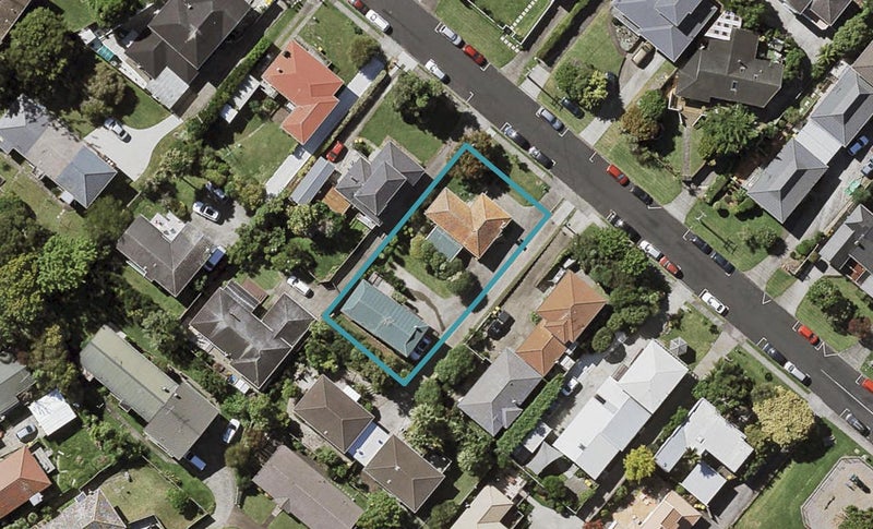 2/10 Belmont Terrace, Milford, Auckland - Carousel 1