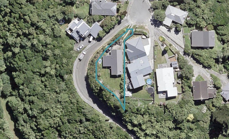 15 Martin Grove, Normandale, Lower Hutt - Carousel 1