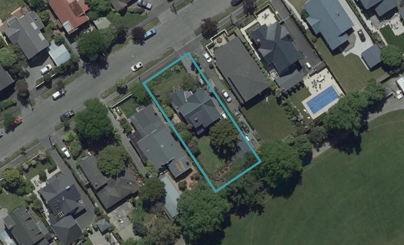 79 St Andrews Square, Strowan, Christchurch - Carousel 1