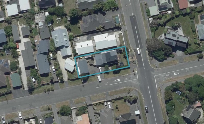 17 Larnach Street, Waimairi Beach, Christchurch - Carousel 1