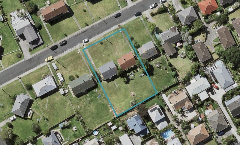 88 Beresford Street, Bayswater, Auckland - Carousel 1