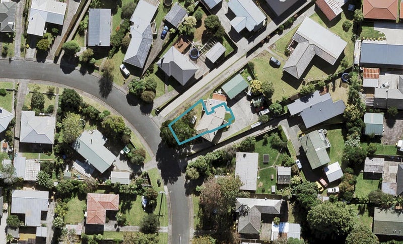 7/39 Graham Avenue, Te Atatū Peninsula, Auckland - Carousel 1